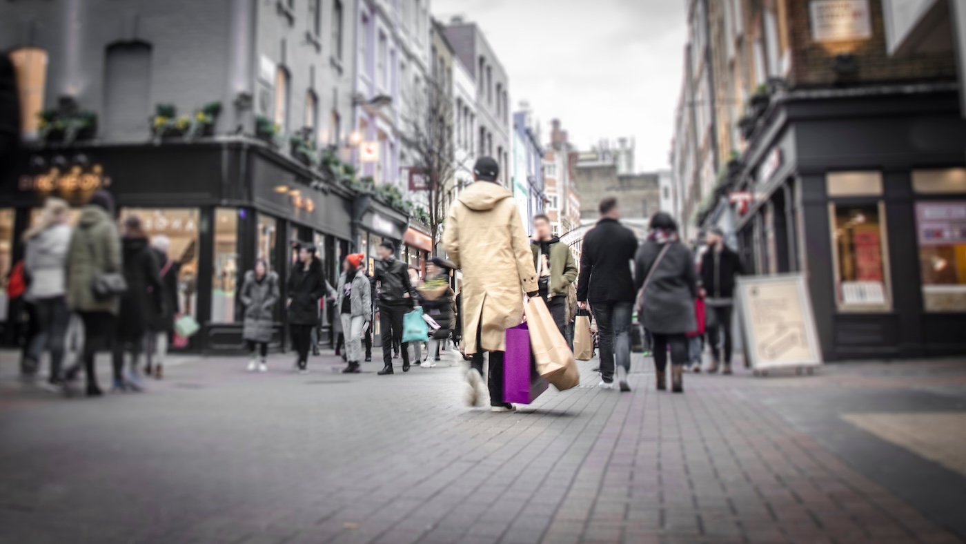 Major Retail Centres Footfall Report, Week 43: London Up, Wales Down